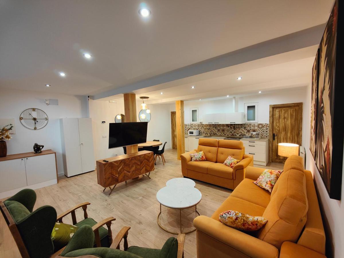 2 Apartment *
